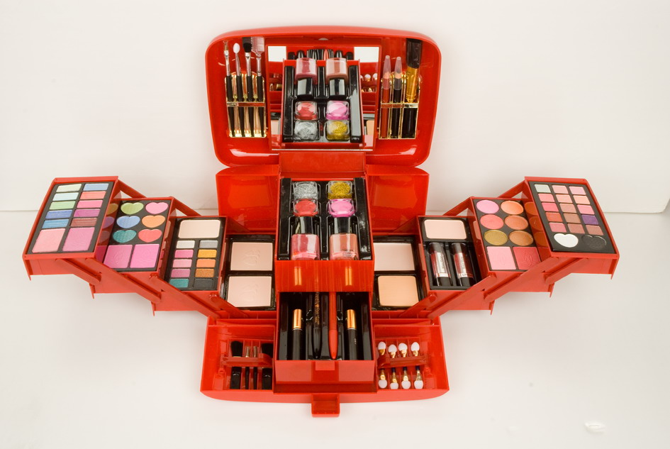 铝合金化妆盒零件加工